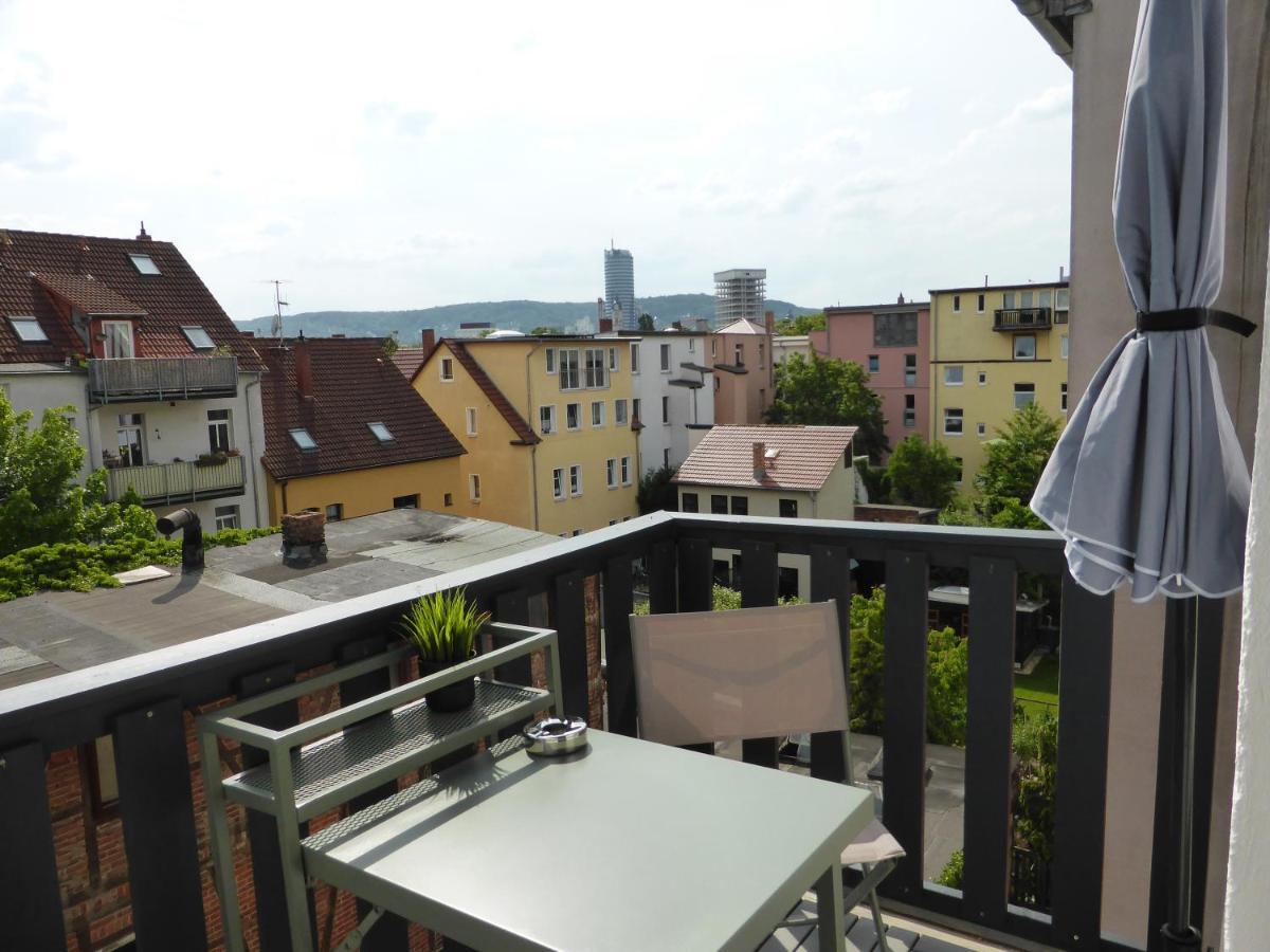 Jena City Apartment, Balkon, Sonnig, Wifi, Parkplaetze, Naehe Zentrum Kültér fotó