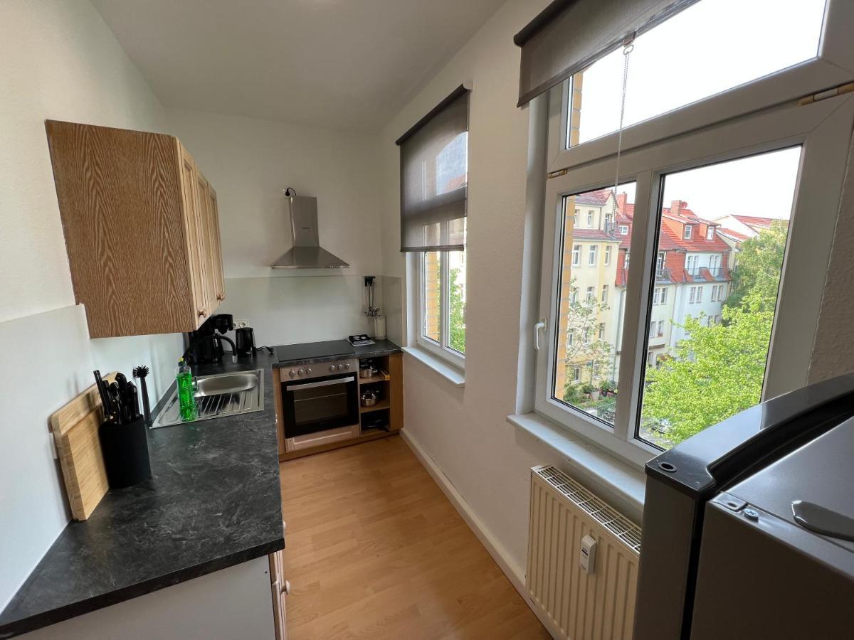 Jena City Apartment, Balkon, Sonnig, Wifi, Parkplaetze, Naehe Zentrum Kültér fotó